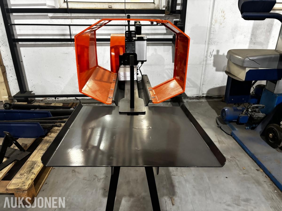 Osp Vedkløyver 7 tonn batteri drift