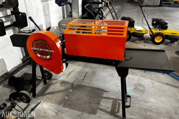 Osp Vedkløyver 7 tonn batteri drift