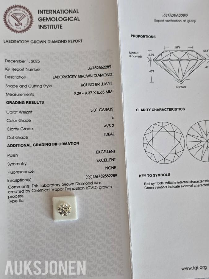 Diamant 3,01ct, Farge E, Klarhet VVS2 og Triple Excellent.