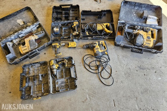 DeWalt elektroverktøy - Borhammer - Batteridrill - Bajonettsag - Originale kofferter