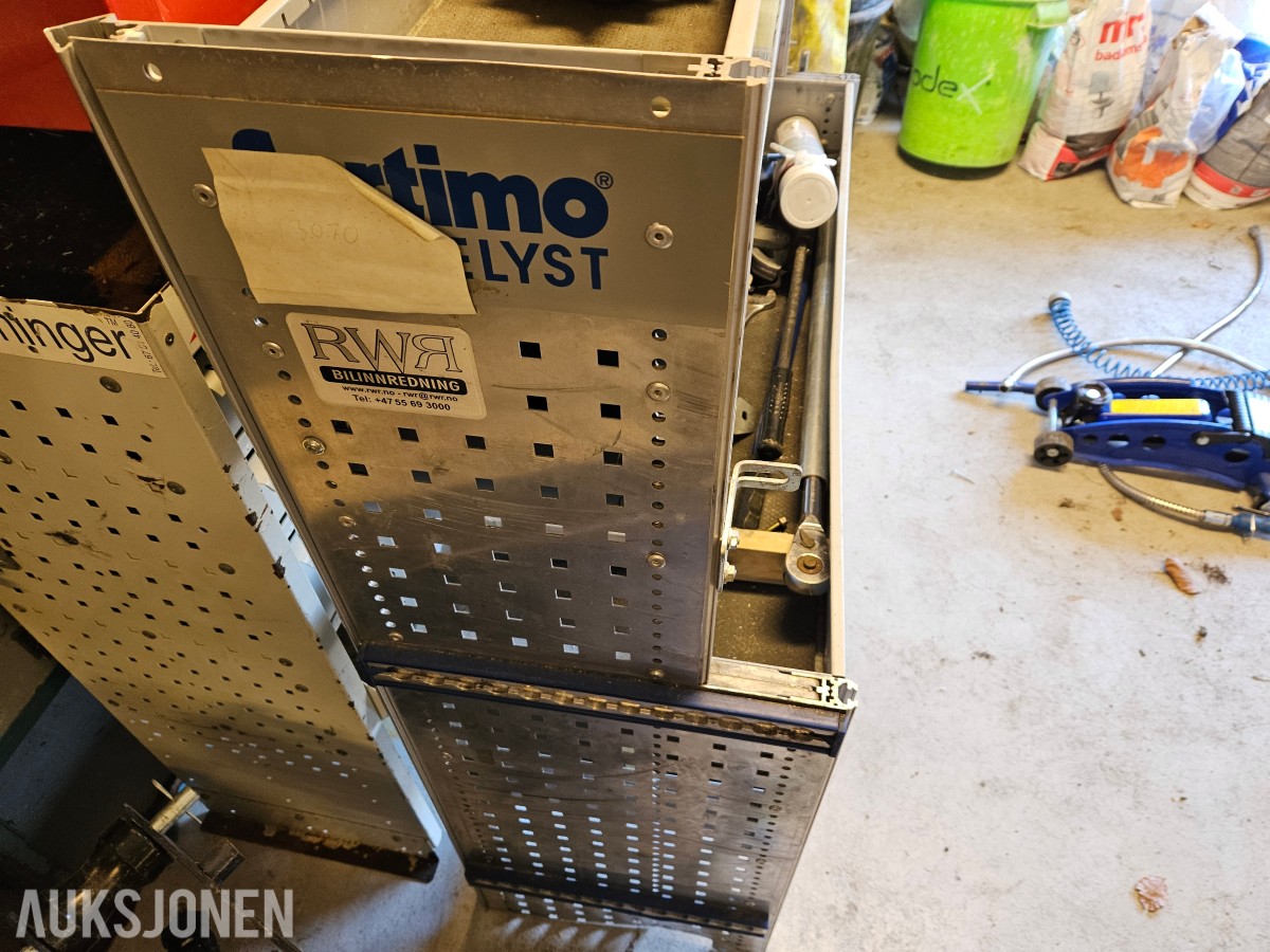 Bilinnredning Modul-System varebil - Smådelhyller med skuffer
