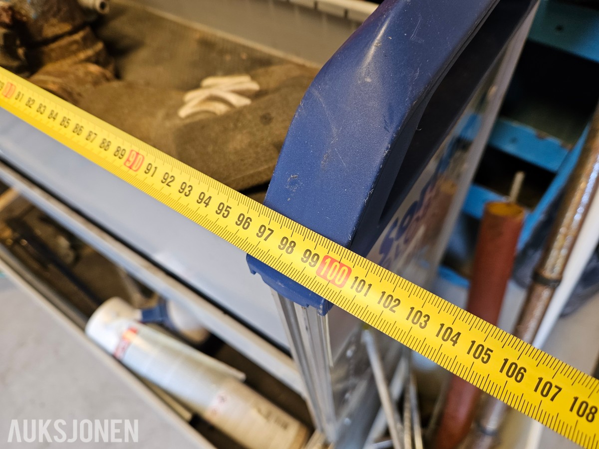 Bilinnredning Modul-System varebil - Smådelhyller med skuffer