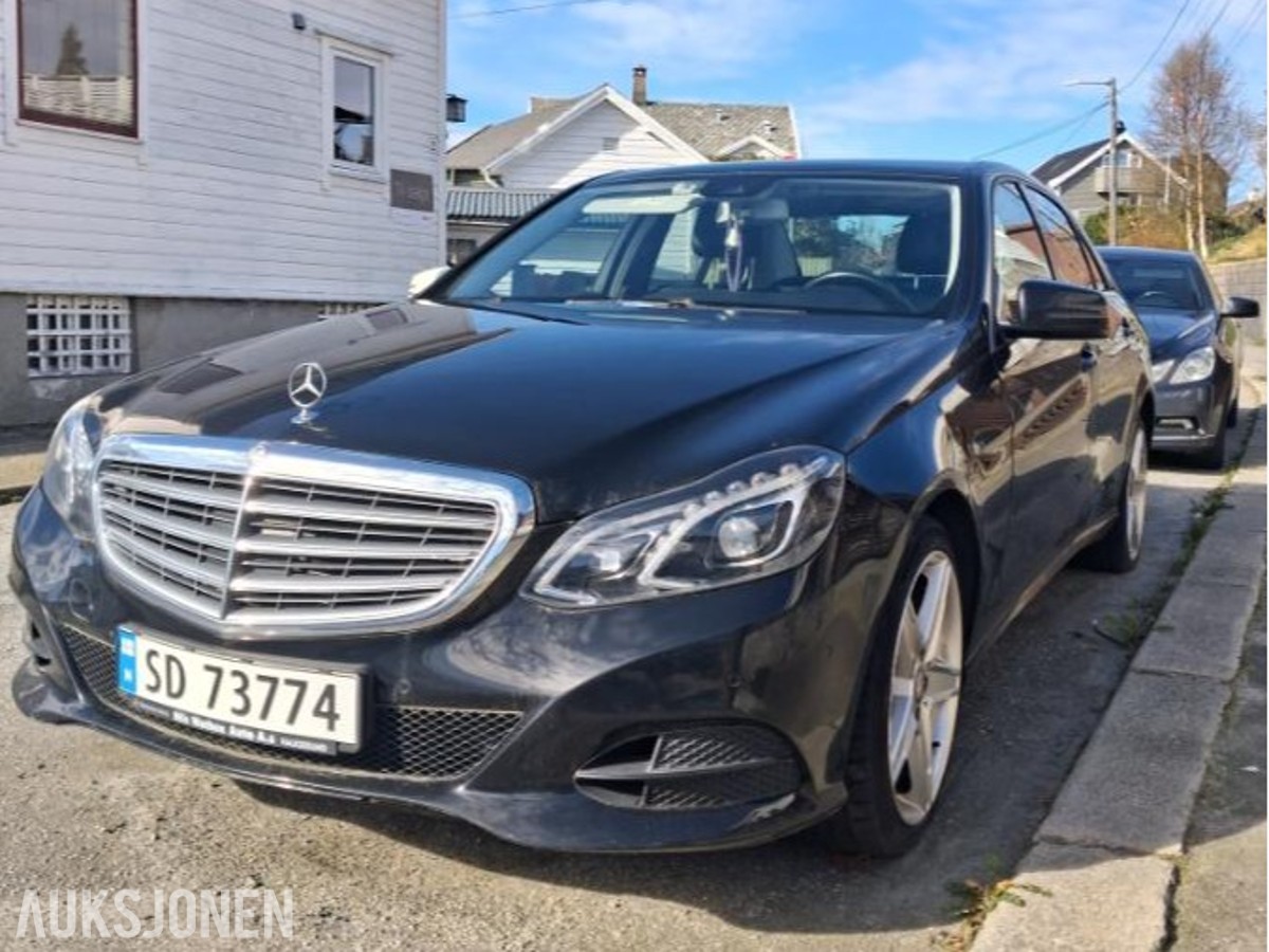 2014 Mercedes-Benz E-Klasse E 200 BLUETEC 2.1 Diesel, Delebil
