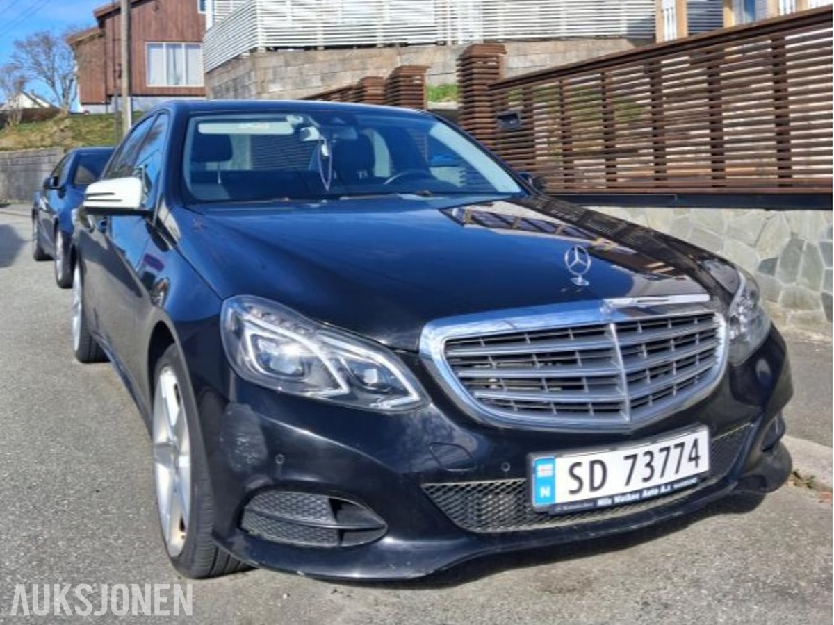 2014 Mercedes-Benz E-Klasse E 200 BLUETEC 2.1 Diesel, Delebil