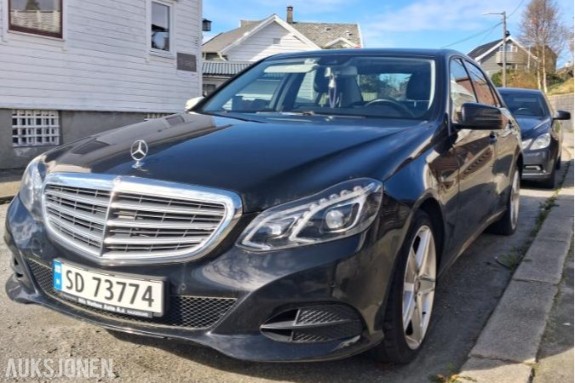 2014 Mercedes-Benz E-Klasse E 200 BLUETEC 2.1 Diesel, Delebil
