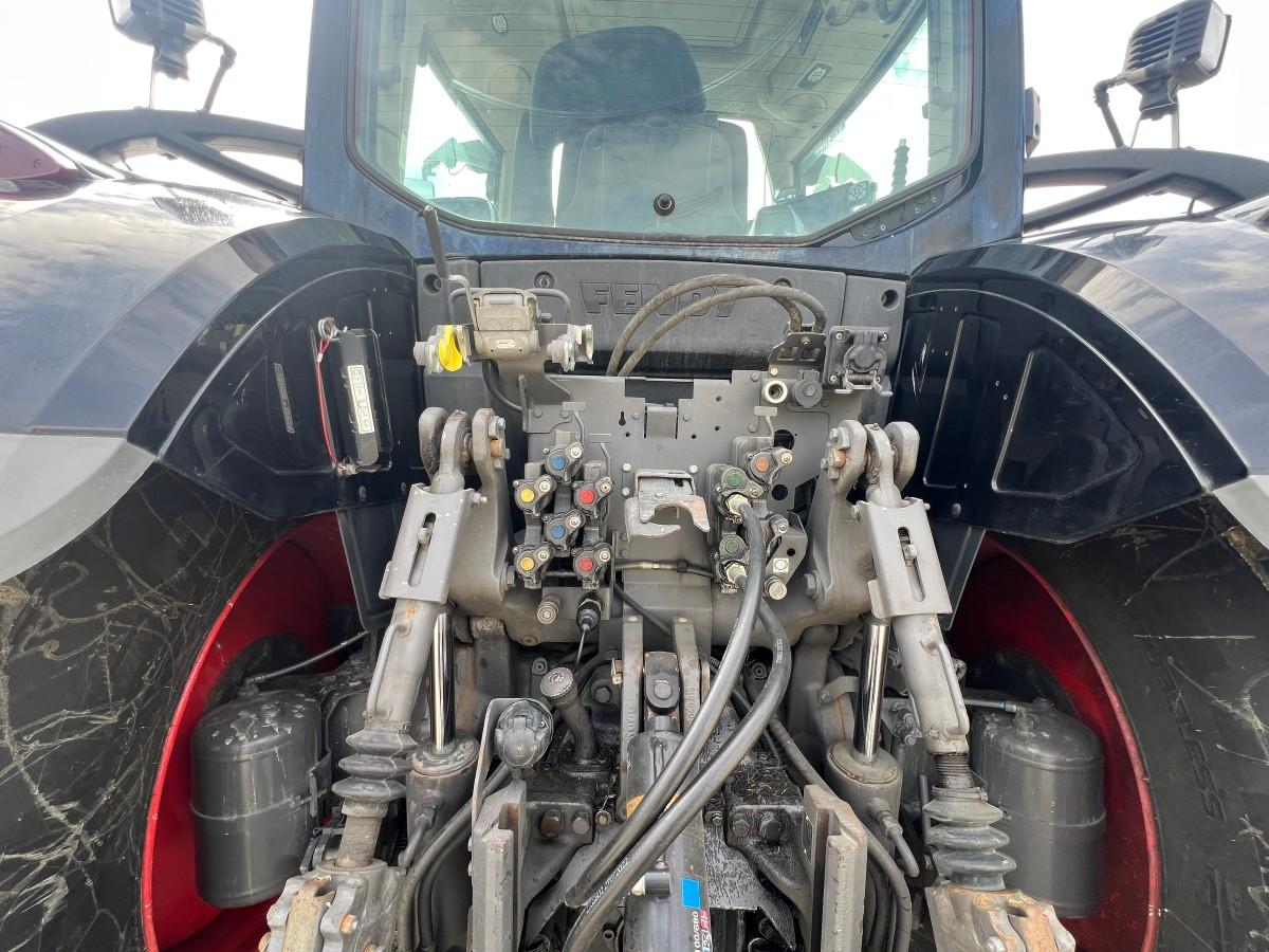2016 Fendt 724 Vario Profi+ m/Quicke front laster kun 5985 t