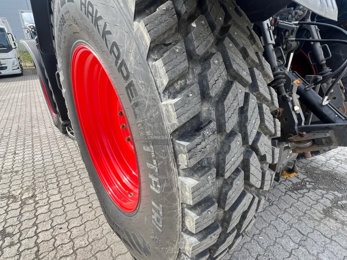 2016 Fendt 724 Vario Profi+ m/Quicke front laster kun 5985 t