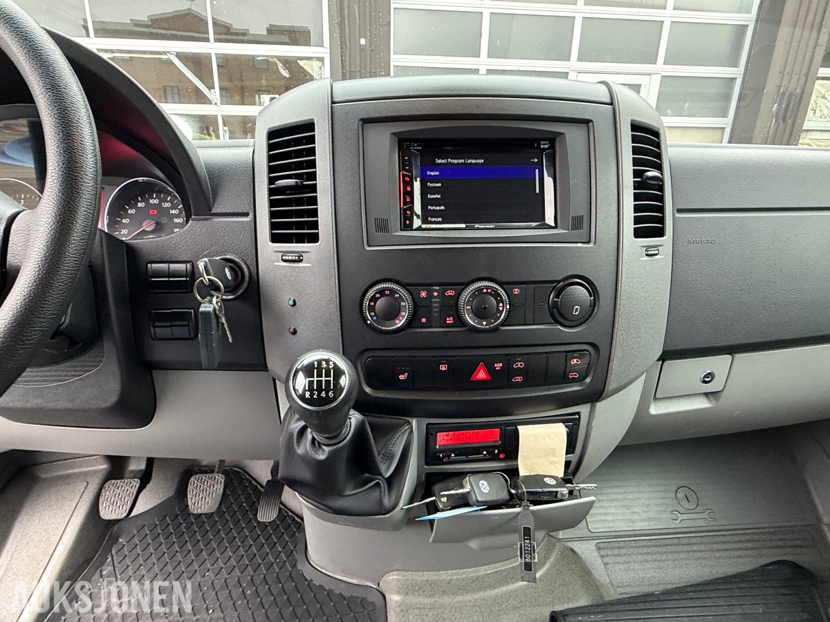 2015 Volkswagen Crafter Minibuss 17 seter 