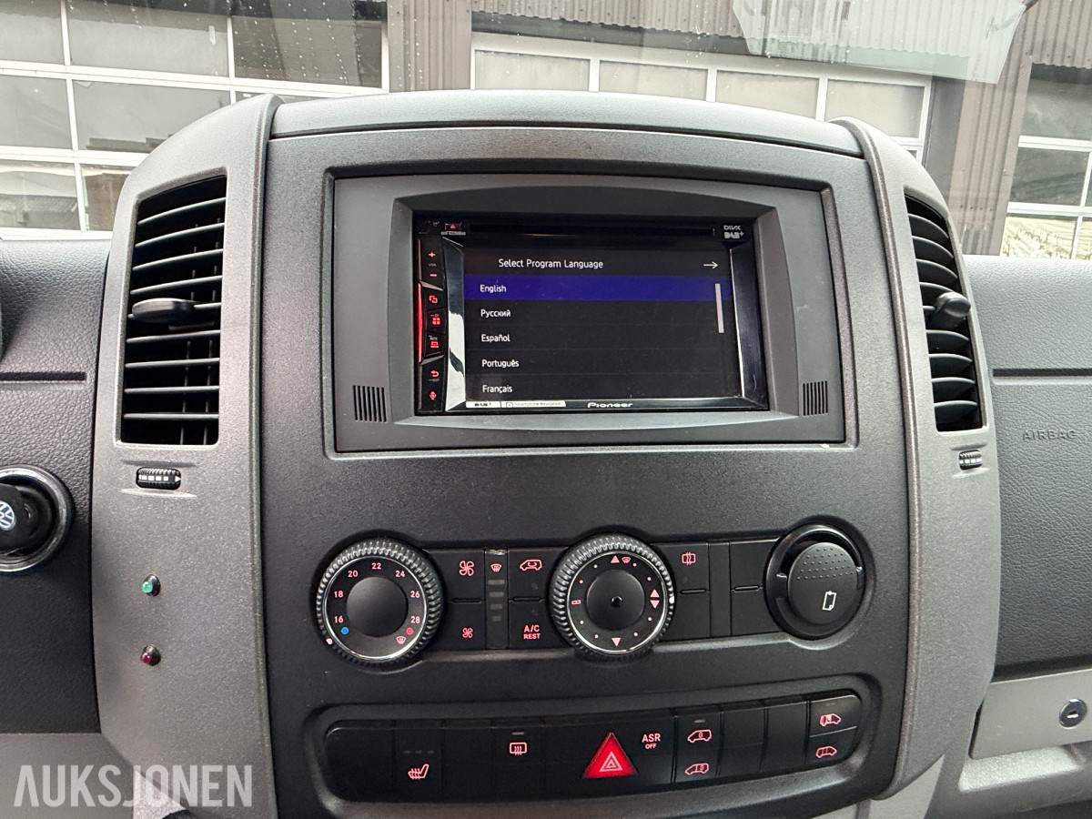 2015 Volkswagen Crafter Minibuss 17 seter 