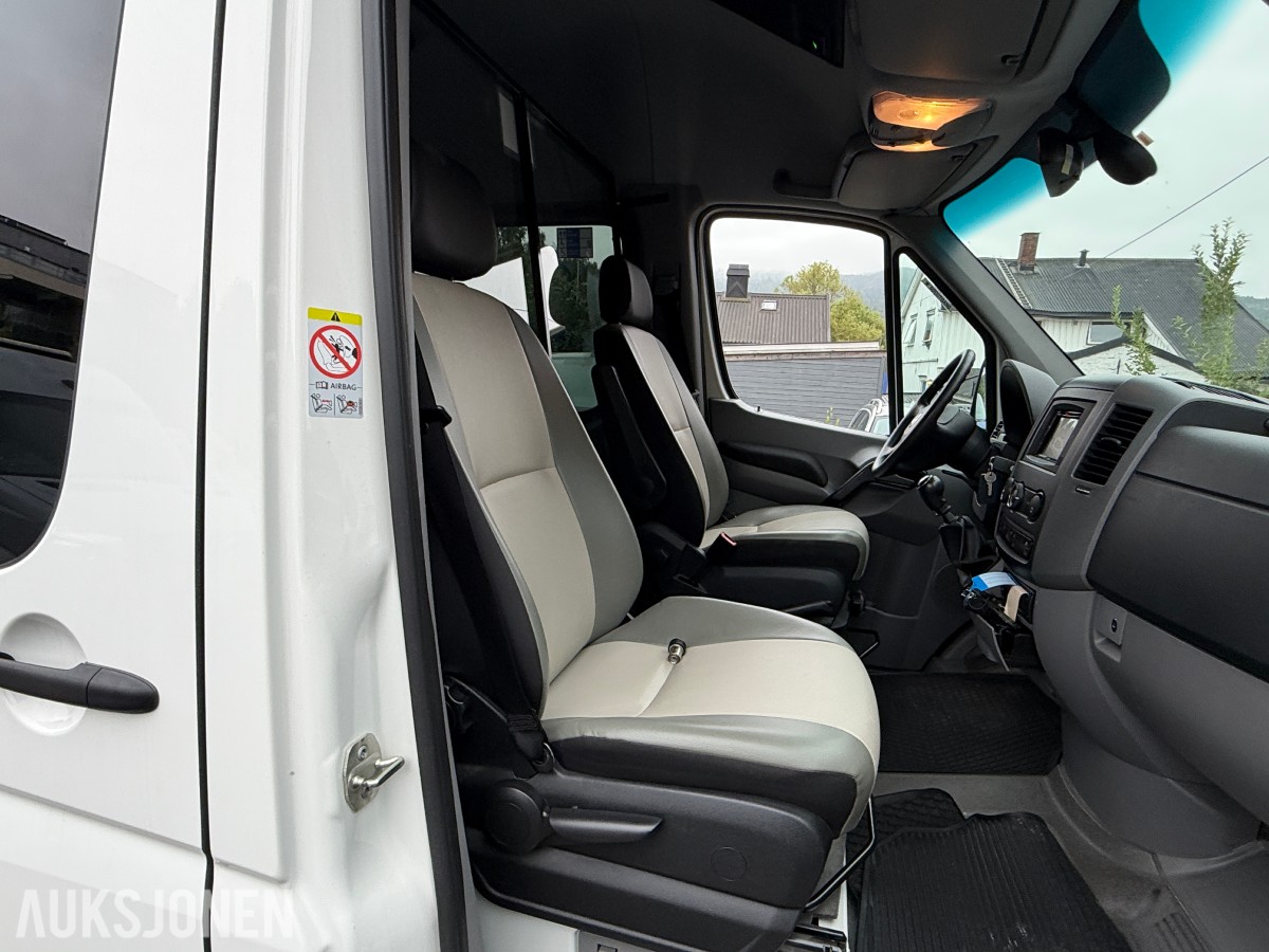2015 Volkswagen Crafter Minibuss 17 seter 