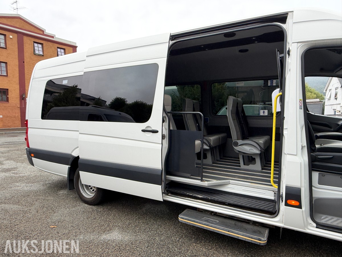 2015 Volkswagen Crafter Minibuss 17 seter 