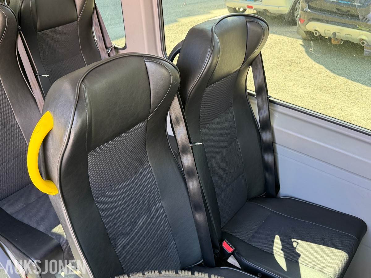 2017 Mercedes-Benz Sprinter 10-seter minibuss