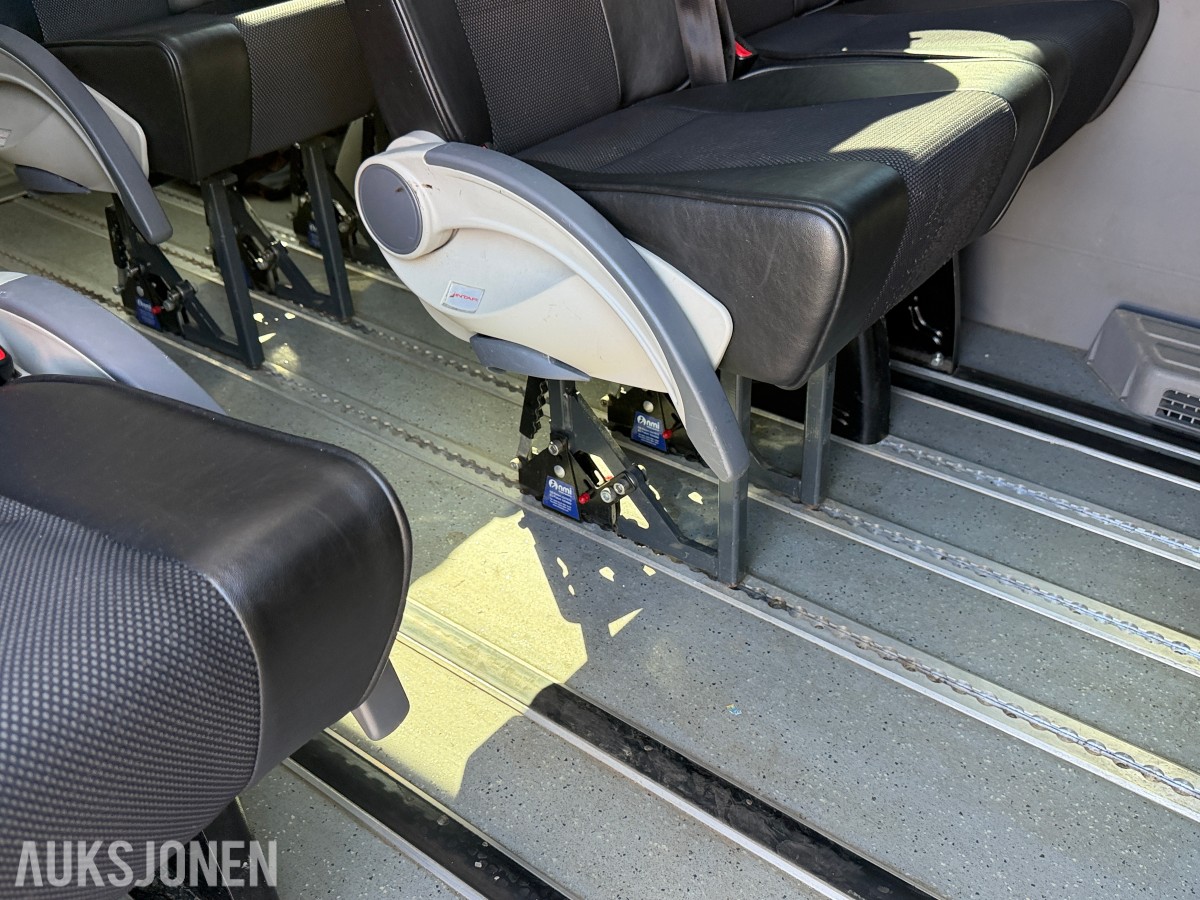 2017 Mercedes-Benz Sprinter 10-seter minibuss