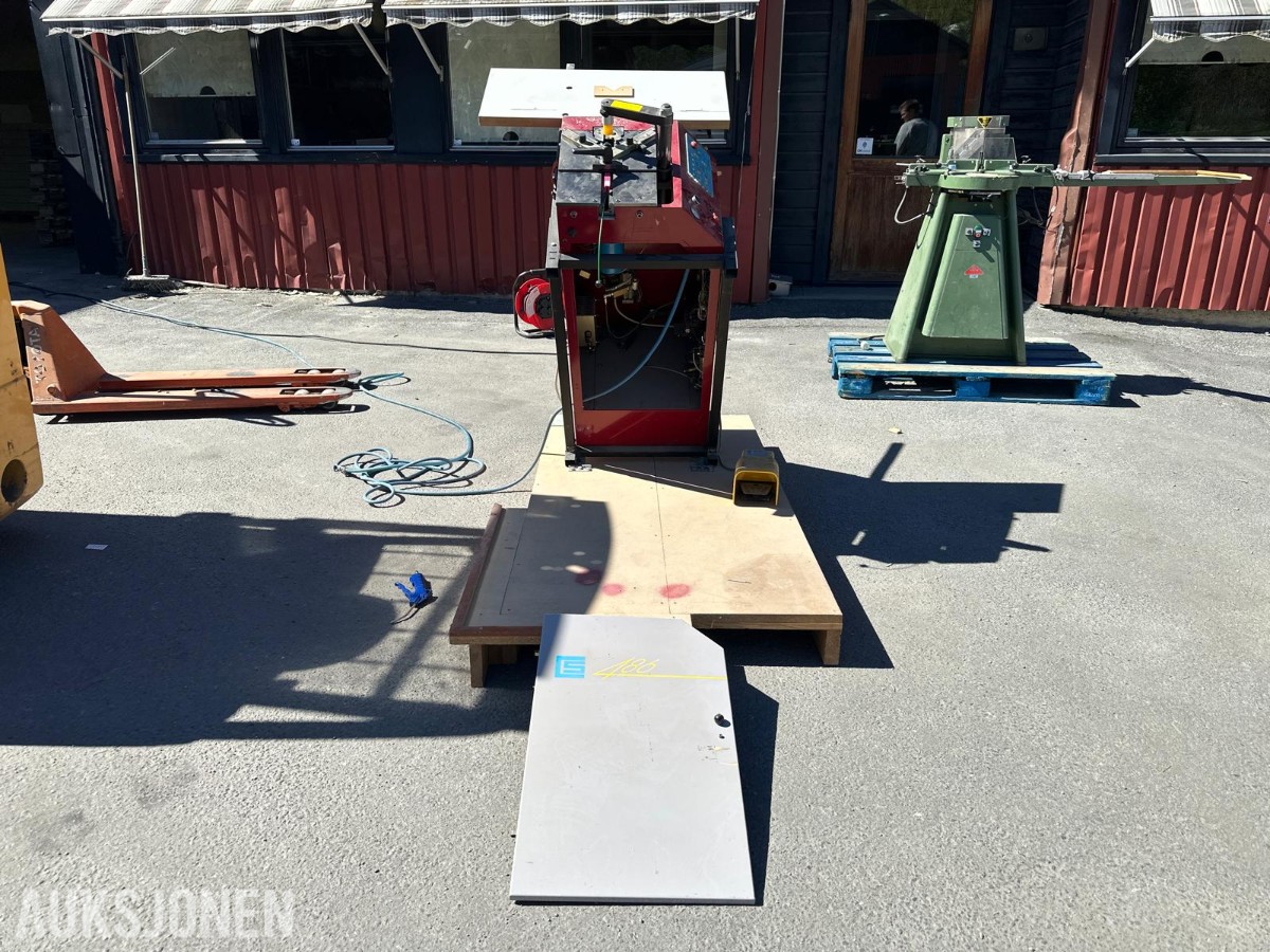 Casse CS 486 ramme-stiftemaskin / hjørnesammenføyer / Repobjekt
