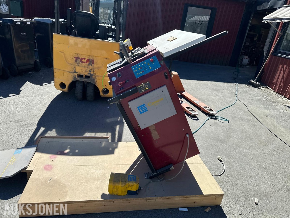 Casse CS 486 ramme-stiftemaskin / hjørnesammenføyer / Repobjekt