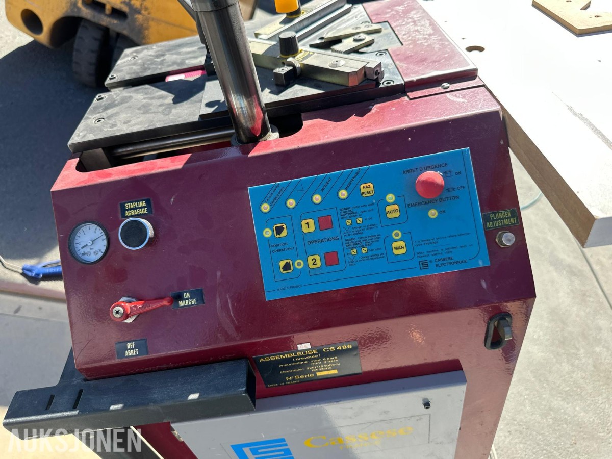 Casse CS 486 ramme-stiftemaskin / hjørnesammenføyer / Repobjekt