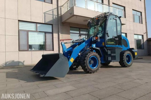 2026 RX1000 PRO+ 1000KG LØFT / 2500KG EGENVEKT - EURO V HJULLASTER M/PREMIUM HYTTE OG SKUFF