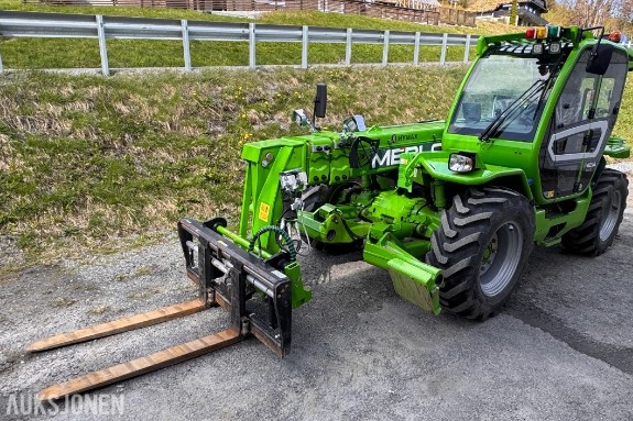 2024 Merlo P40.14 PLUS Teleskoplaster - Gått kun 113 timer - Med stor personkorg, skuffe, vinsj og pallegafler - Fjernstyring - Sertifisert
