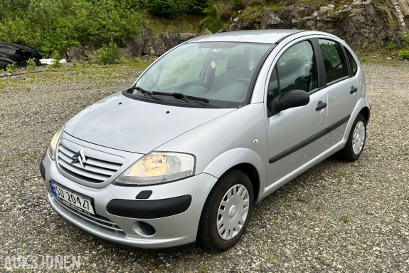 2005 Citroen C3, 1.1-60, EU ok til 03/28 - lav km - gode s/v-dekk, 121900km