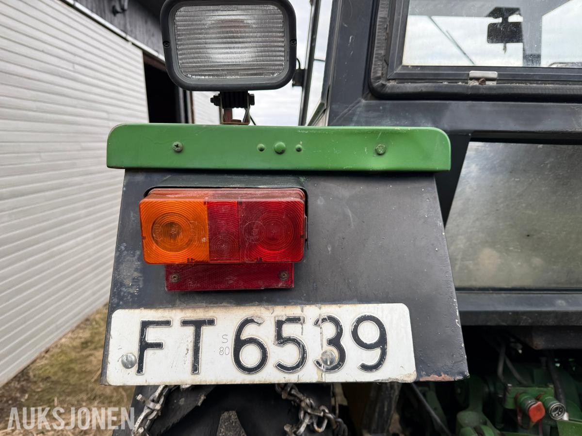 1981 John Deere 2040 Lettkjørt og brukervennlig traktor