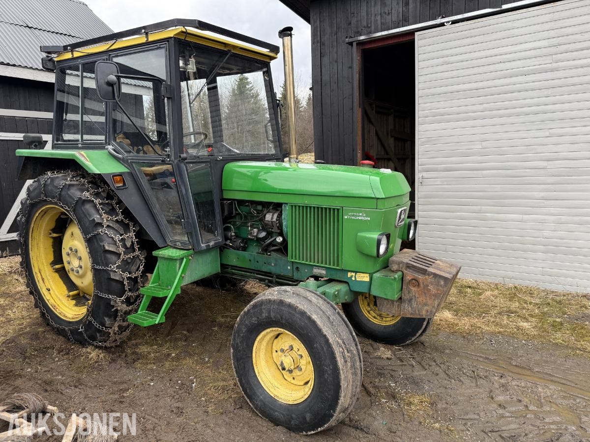1981 John Deere 2040 Lettkjørt og brukervennlig traktor