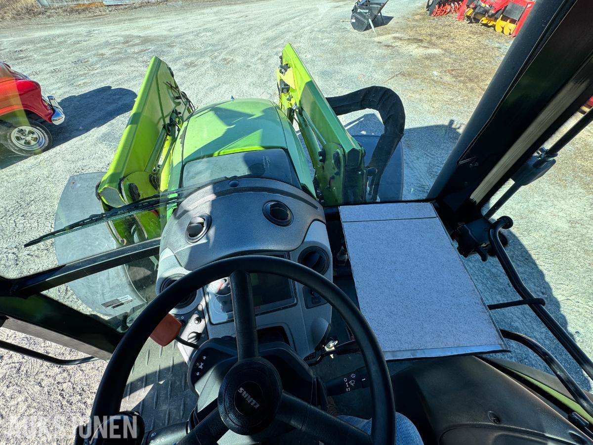 2013 Claas Arion 430traktor med laster