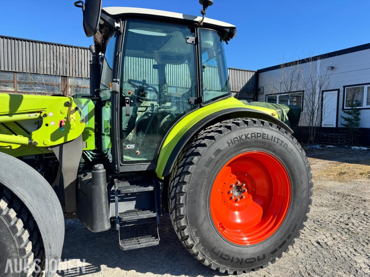 2013 Claas Arion 430traktor med laster