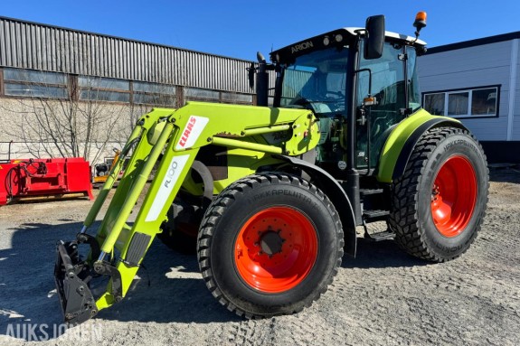2013 Claas Arion 430traktor med laster