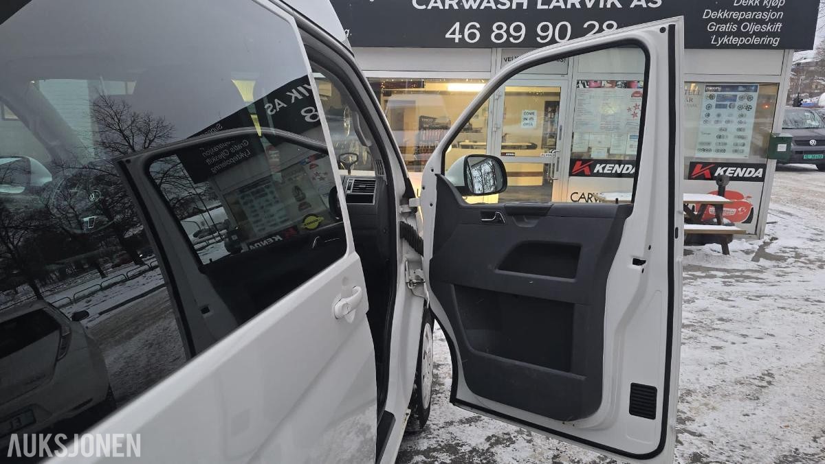 2014 Volkswagen Caravelle 2.0 140hk Automat Lang akselavstand Cruise control