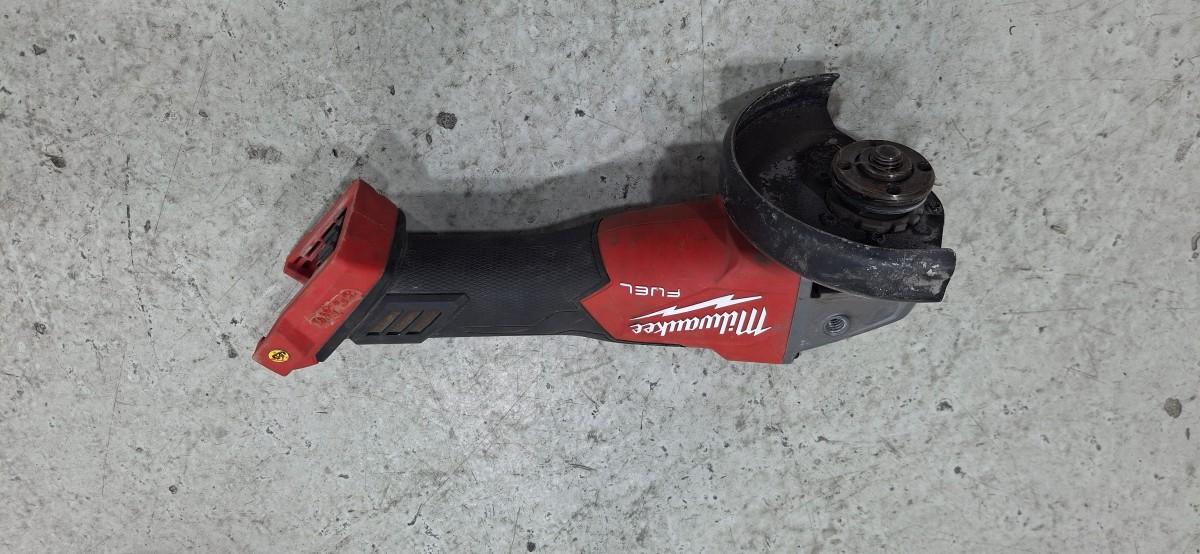 Milwaukee M18 verktøypakke – ONEFHX, ONEFSZ, FPD3, vinkelslipere m.m.