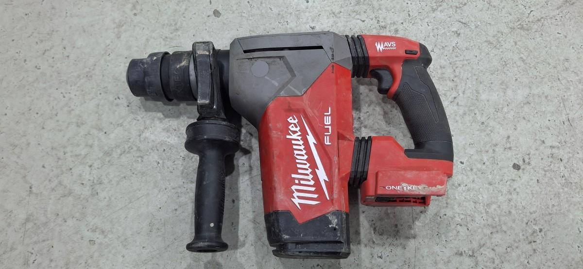 Milwaukee M18 verktøypakke – ONEFHX, ONEFSZ, FPD3, vinkelslipere m.m.