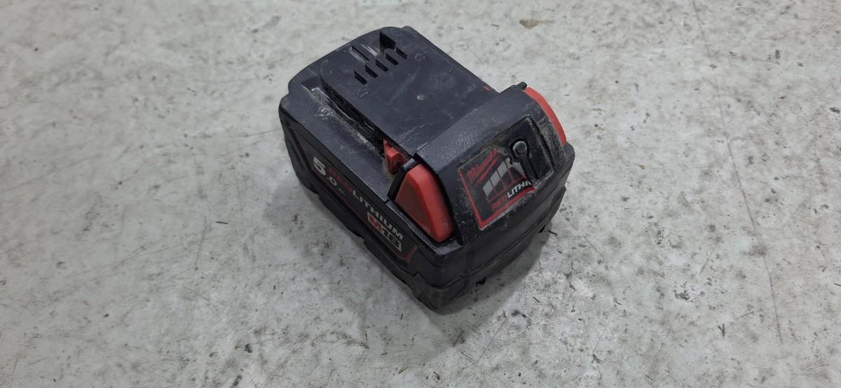Milwaukee M18 verktøypakke – ONEFHX, ONEFSZ, FPD3, vinkelslipere m.m.