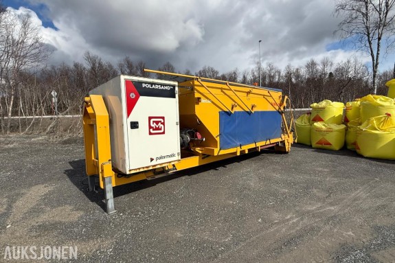 2021 Falkoping C-7 fastsandpreder med varme - Krokramme