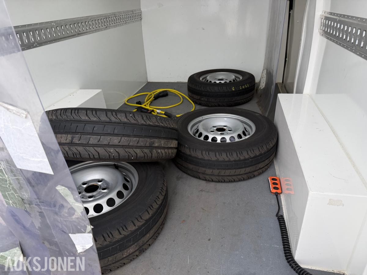 2023 Volkswagen Crafter, EV 136HK,KJØLEBIL,ZEPRO BAKLØFTER,NATTDRIFT, 23600KM