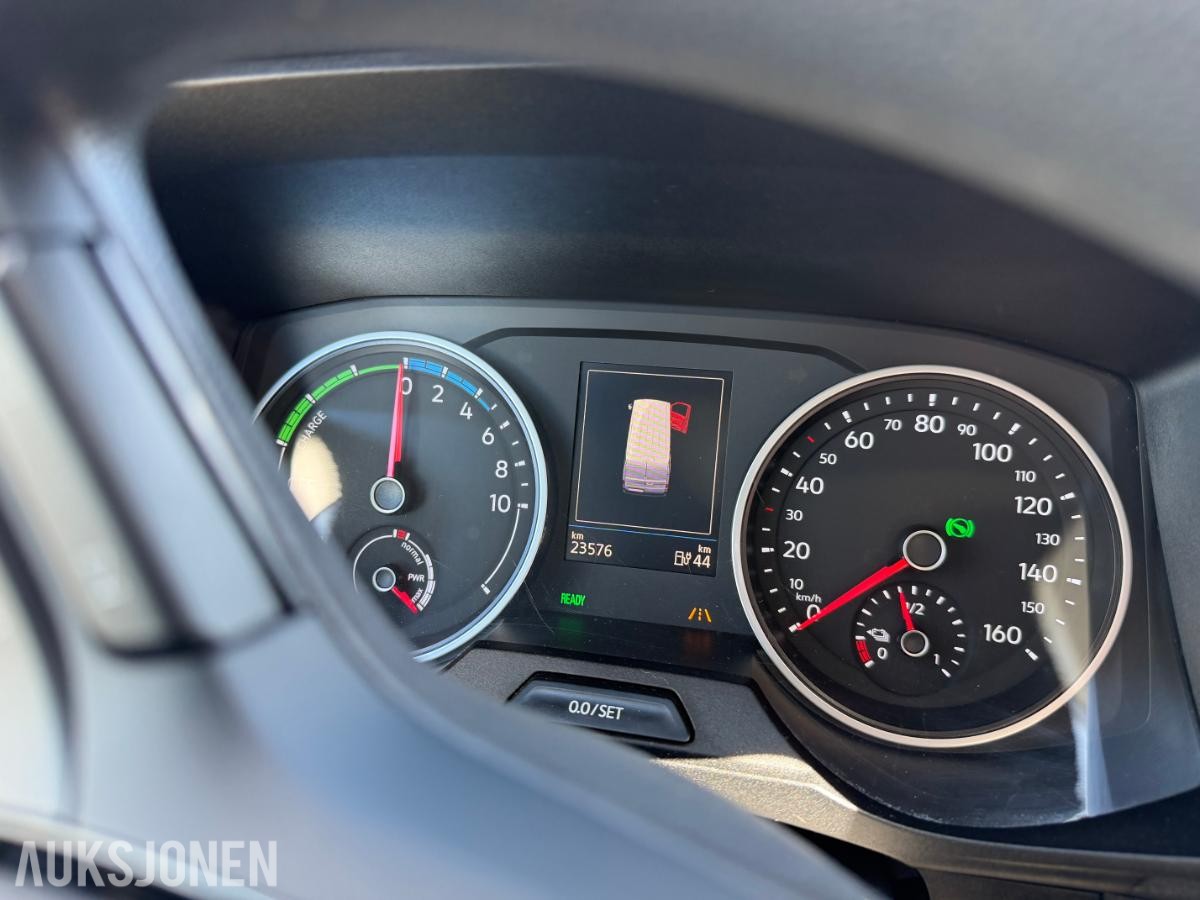 2023 Volkswagen Crafter, EV 136HK,KJØLEBIL,ZEPRO BAKLØFTER,NATTDRIFT, 23600KM