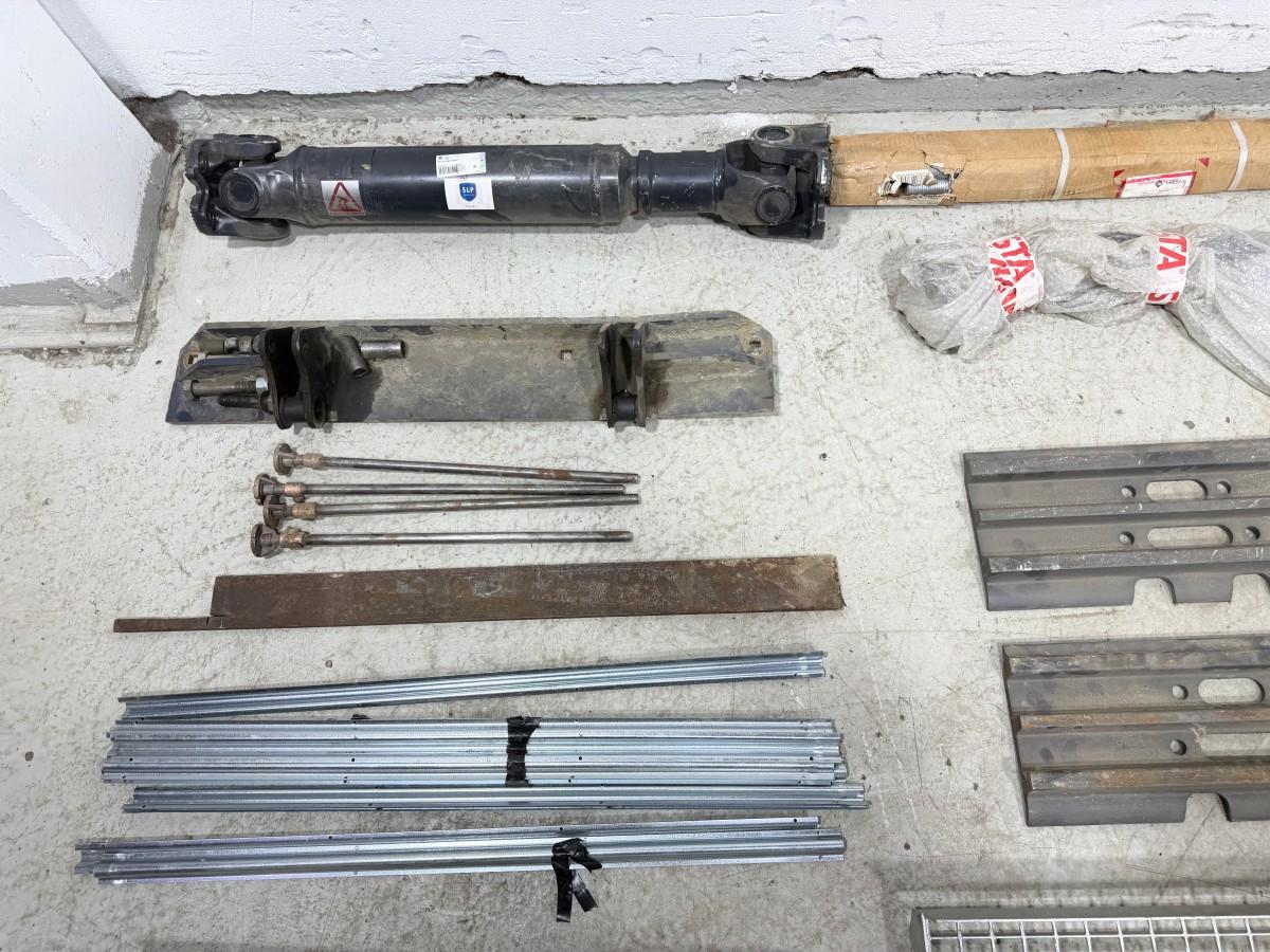 Industrideler, gitterrister og mellomaksel