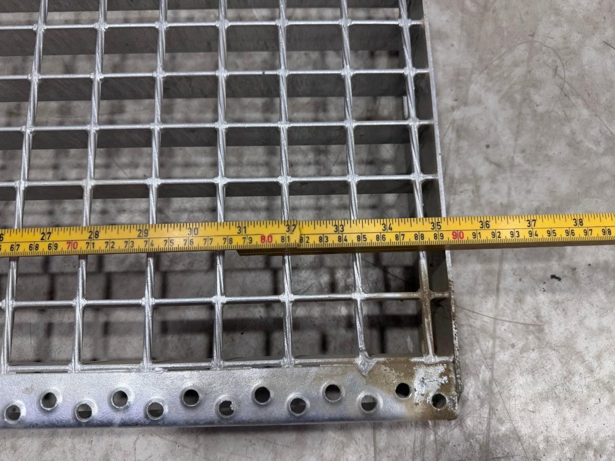 Industrideler, gitterrister og mellomaksel