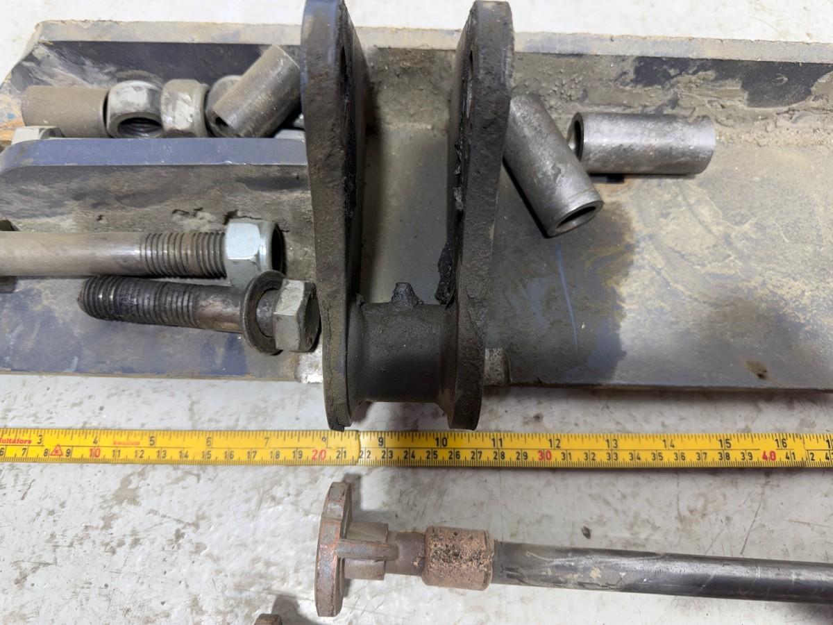 Industrideler, gitterrister og mellomaksel
