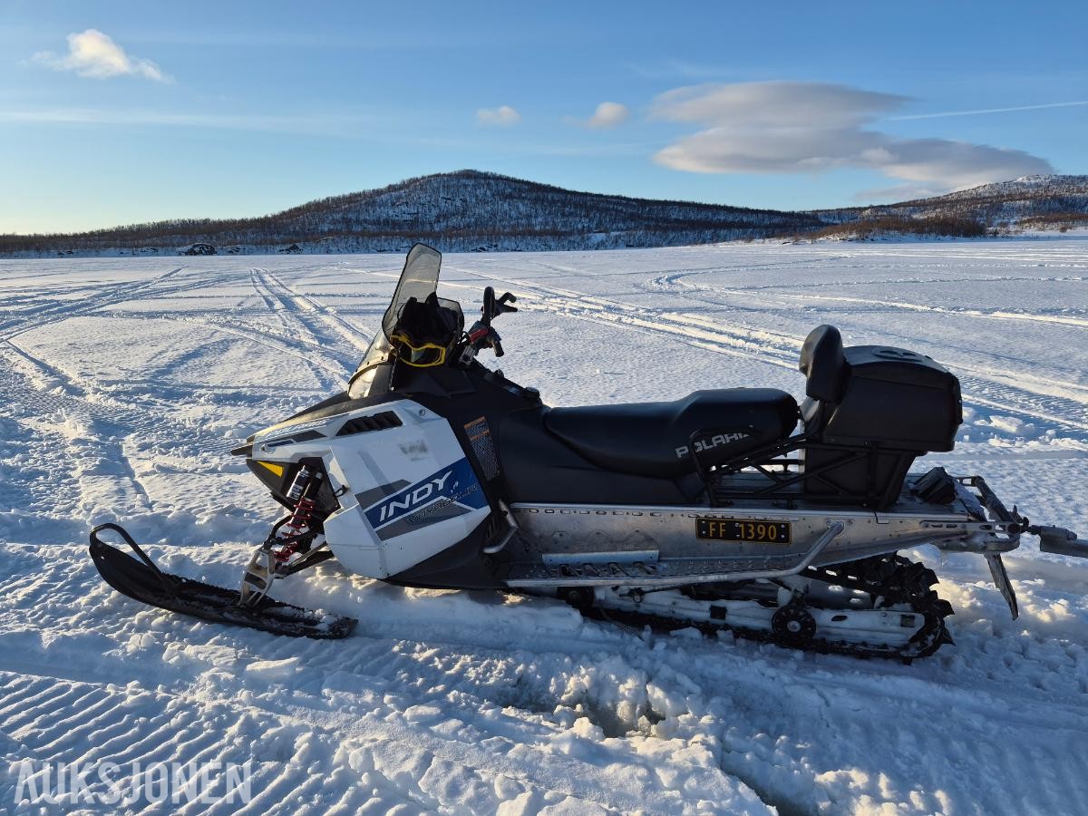 2016 Snøscooter Polaris 600 Indy Voyager