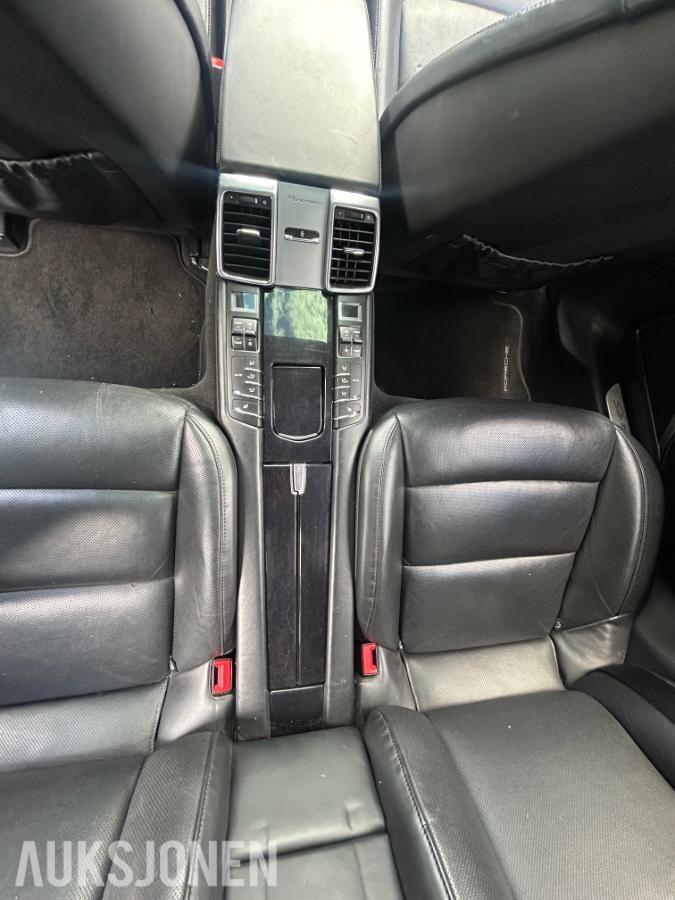 2010 Porsche Panamera 4.8 400hk 4, 154679km, Banebil/Reparasjonsobjekt