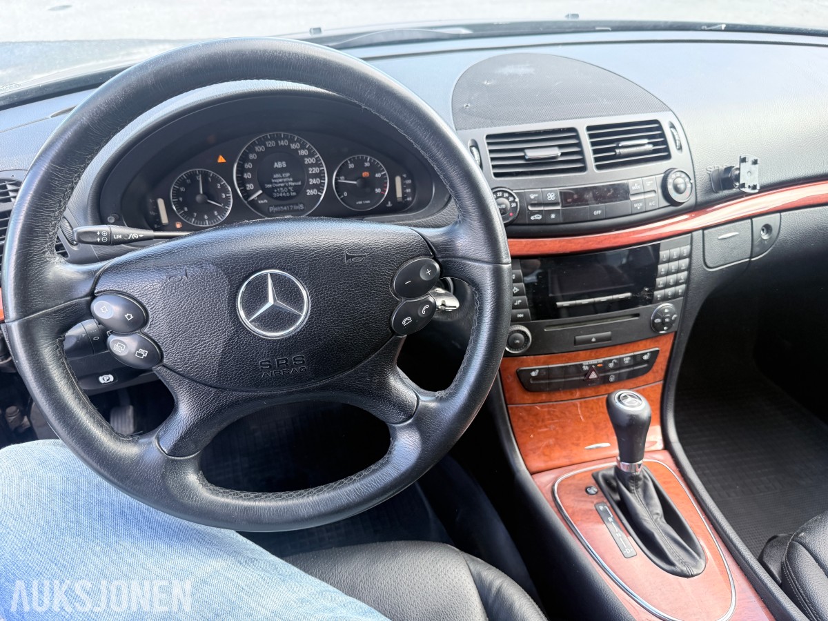 2009 Mercedes-Benz E-Klasse E 200 CDI 2.1-136 D