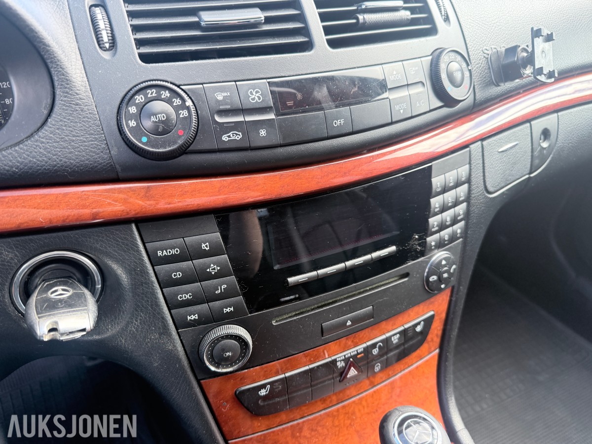 2009 Mercedes-Benz E-Klasse E 200 CDI 2.1-136 D