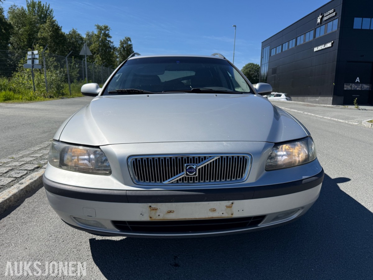 2001 Volvo V70 2.5-140 D