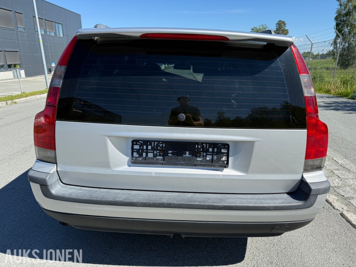2001 Volvo V70 2.5-140 D