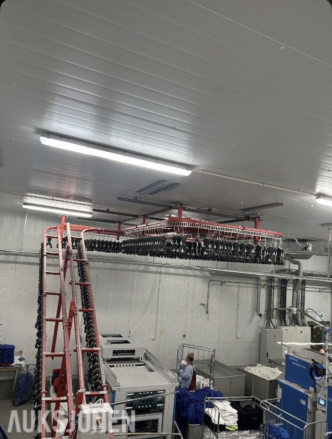 Metalprogetti hengebanesystem / transportsystem C70 for vaskeri
