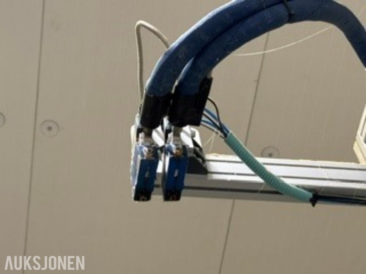 2021 Automasjonslinje Linje med robot og full styring