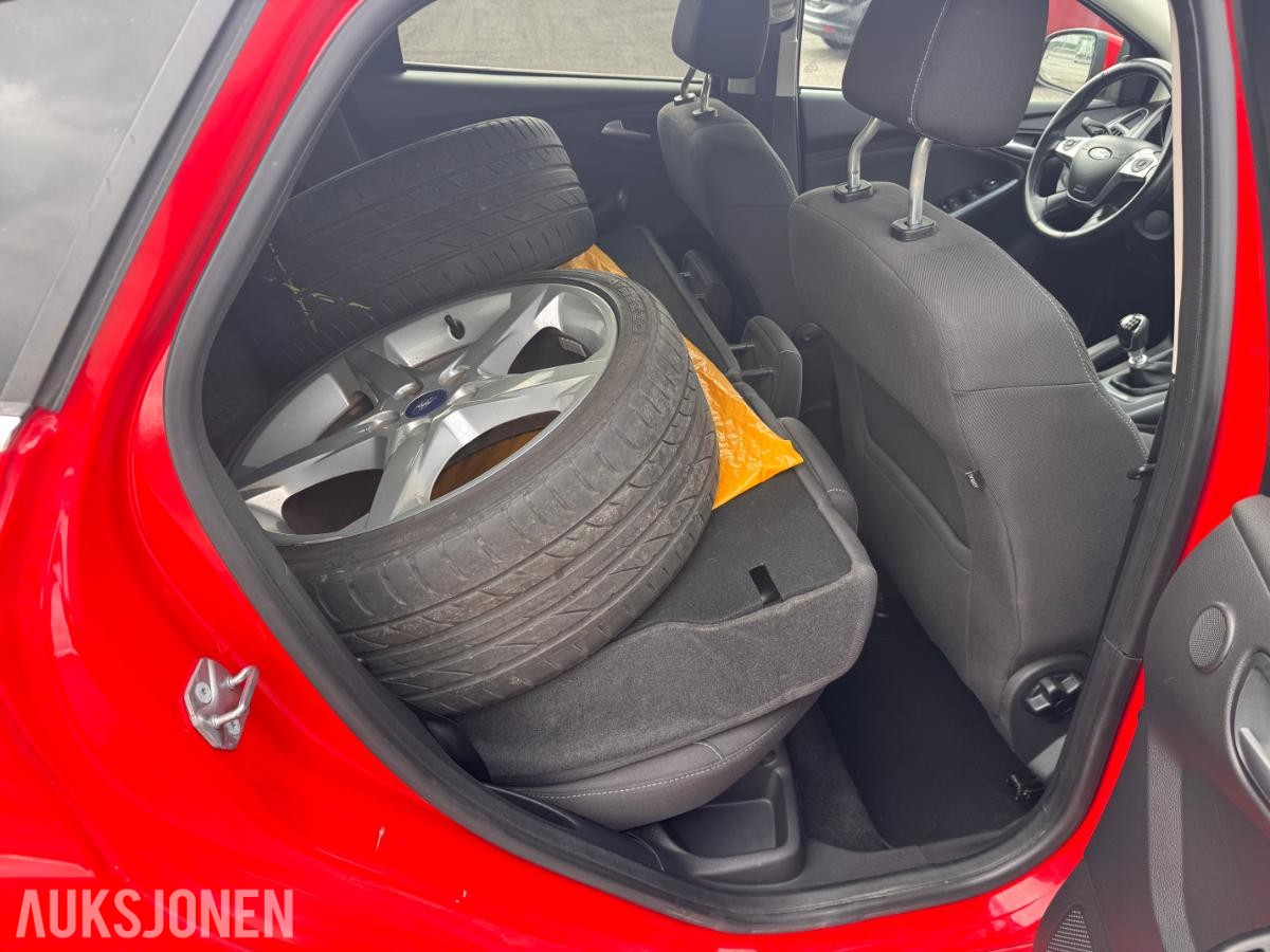 2015 FORD FOCUS 1.0BENSIN 125HK,EU-GODKJENT 8-2027, 194500km