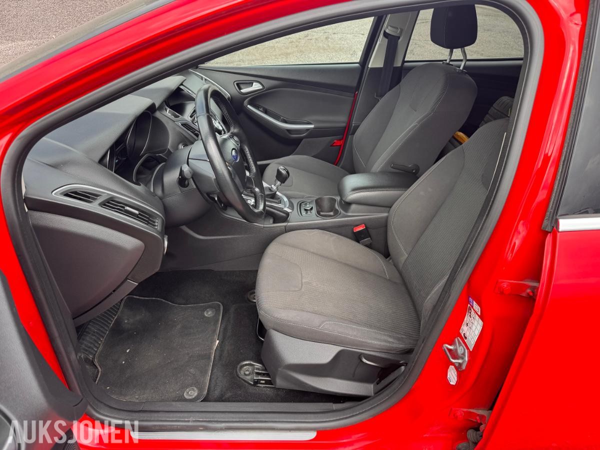 2015 FORD FOCUS 1.0BENSIN 125HK,EU-GODKJENT 8-2027, 194500km