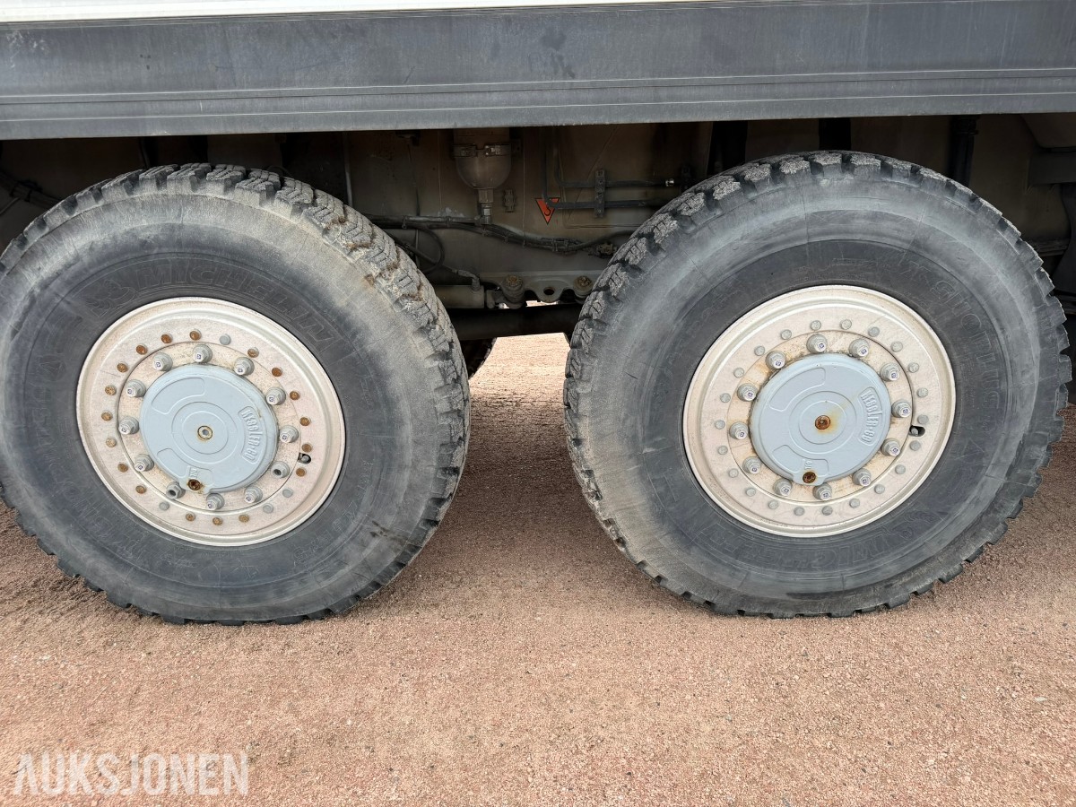 2019 GROVE - MOBILKRAN GMK 4100 med lav timeteller