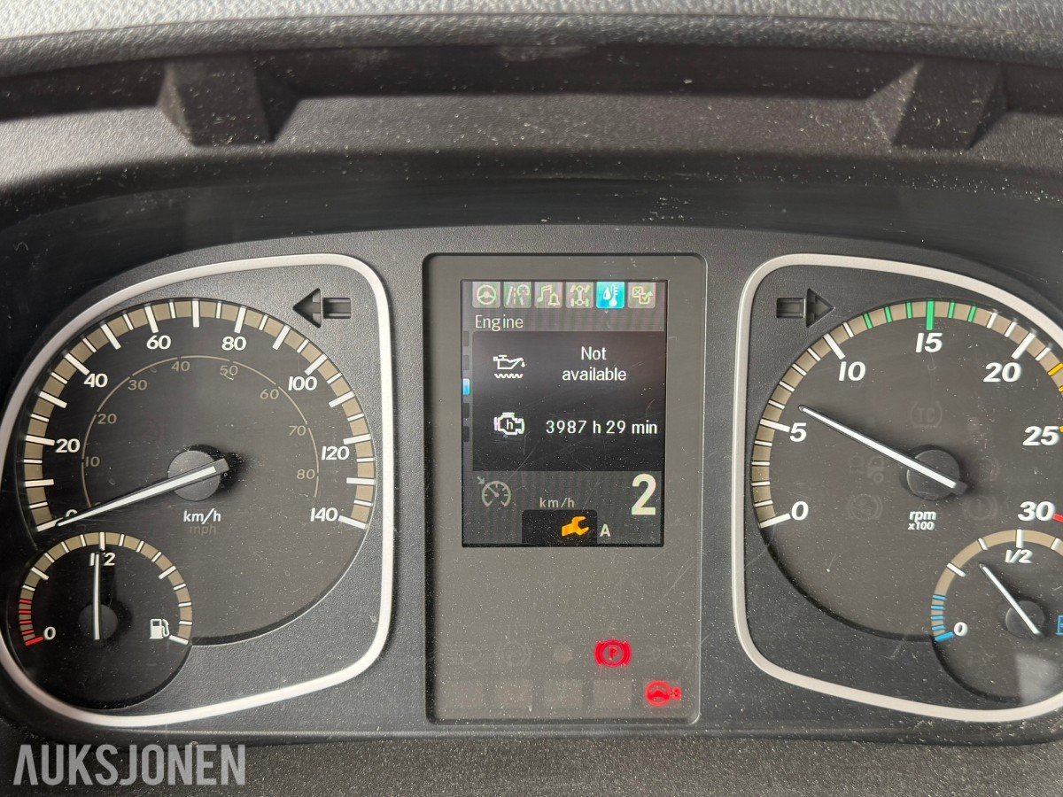 2019 GROVE - MOBILKRAN GMK 4100 med lav timeteller